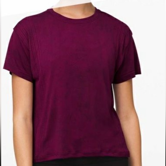lululemon athletica Tops - Lululemon Train to Be Short Sleeve Marvel / Black Cropped Tie Dye size Large
